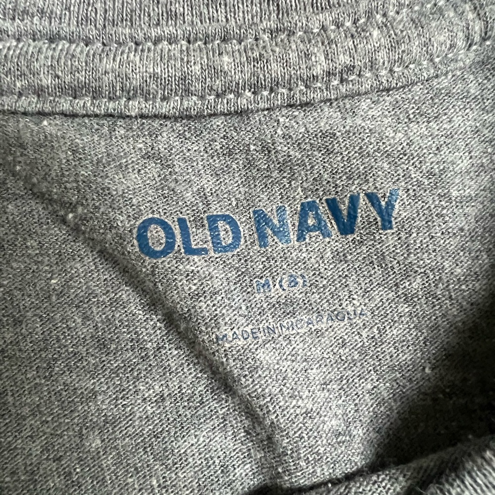 Kids Old Navy Tee - Picture 3 of 6